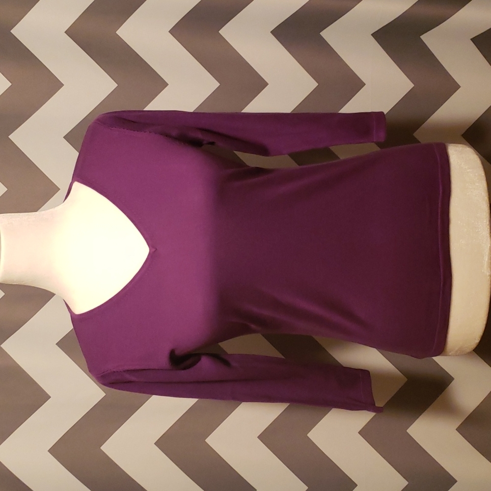 100% Silk V-neck Sweater